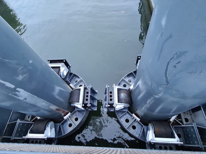 PsG Marin Rullfender För Ponton Och Flytande Konstruktioner.